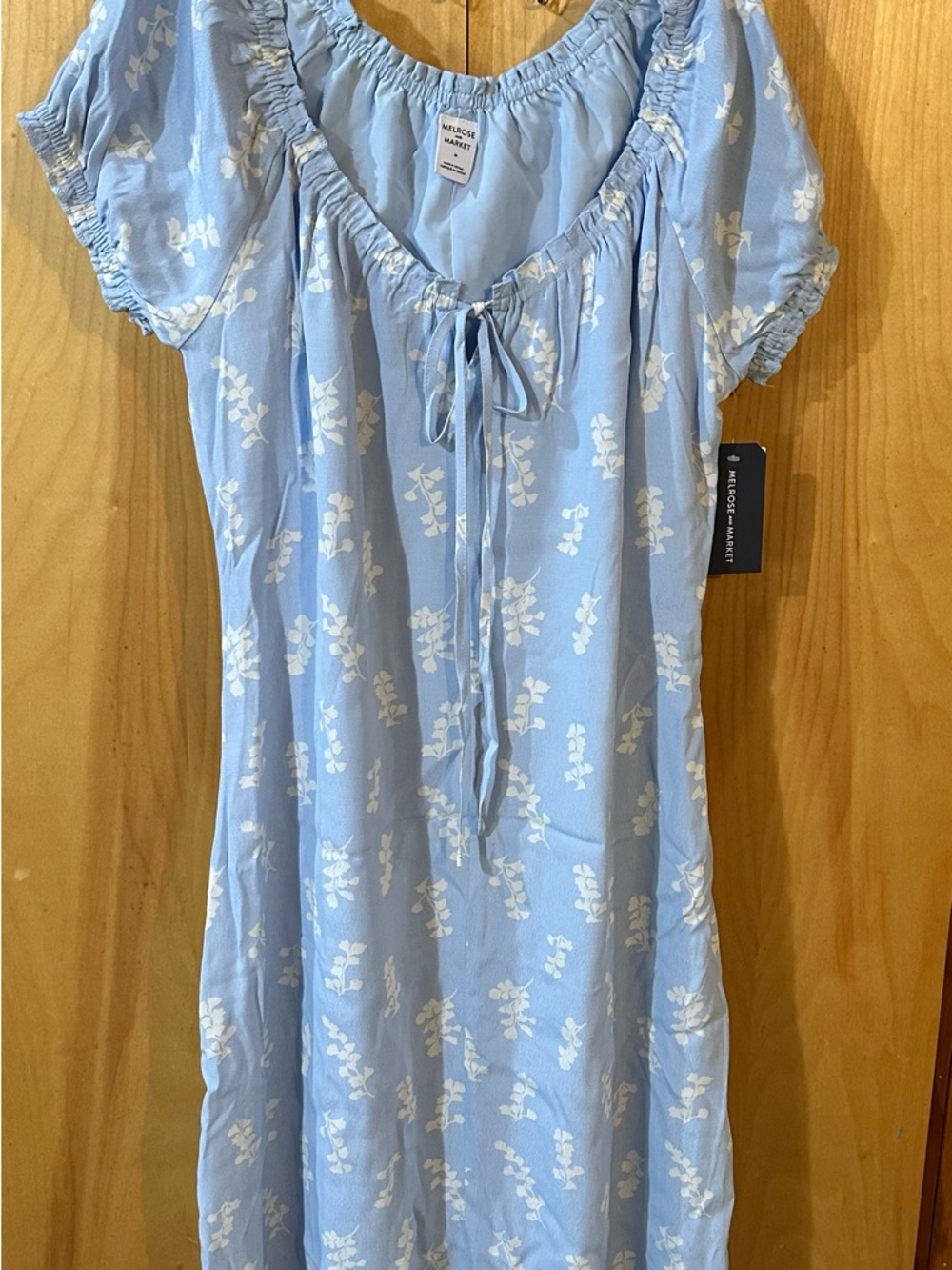 NWT Melrose & Market Light Blue Floral Peasant Dress Size: M